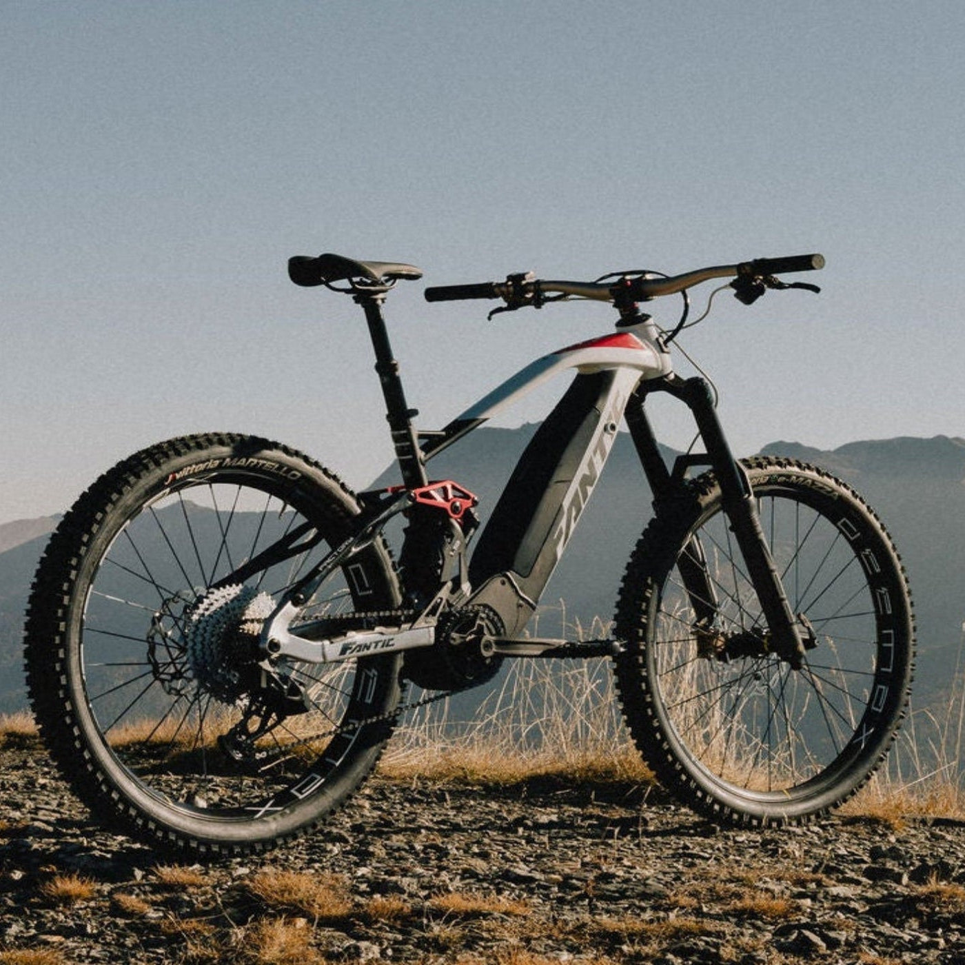 FANATIC 135cm 新品バイン XMF 1.7 | Carbon Sport || Carbon black – Fantic Bikes